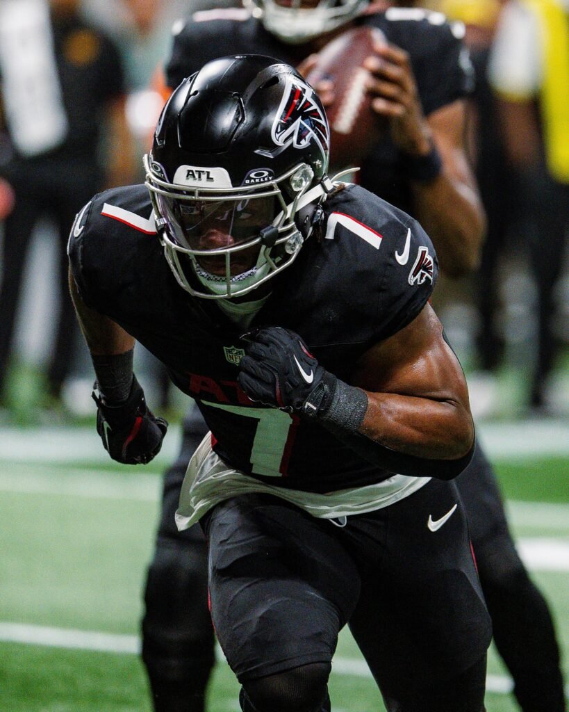 Falcons running back Bijan Robinson during a 2025 game.